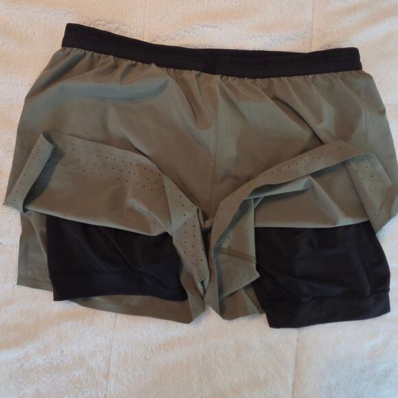 Abercrombie & Fitch, YPB motion Tek Training Shorts, Green, sz XL men's Lined - Picture 2 of 10